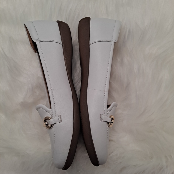 *** SOLD *** - Picture 7 of 8